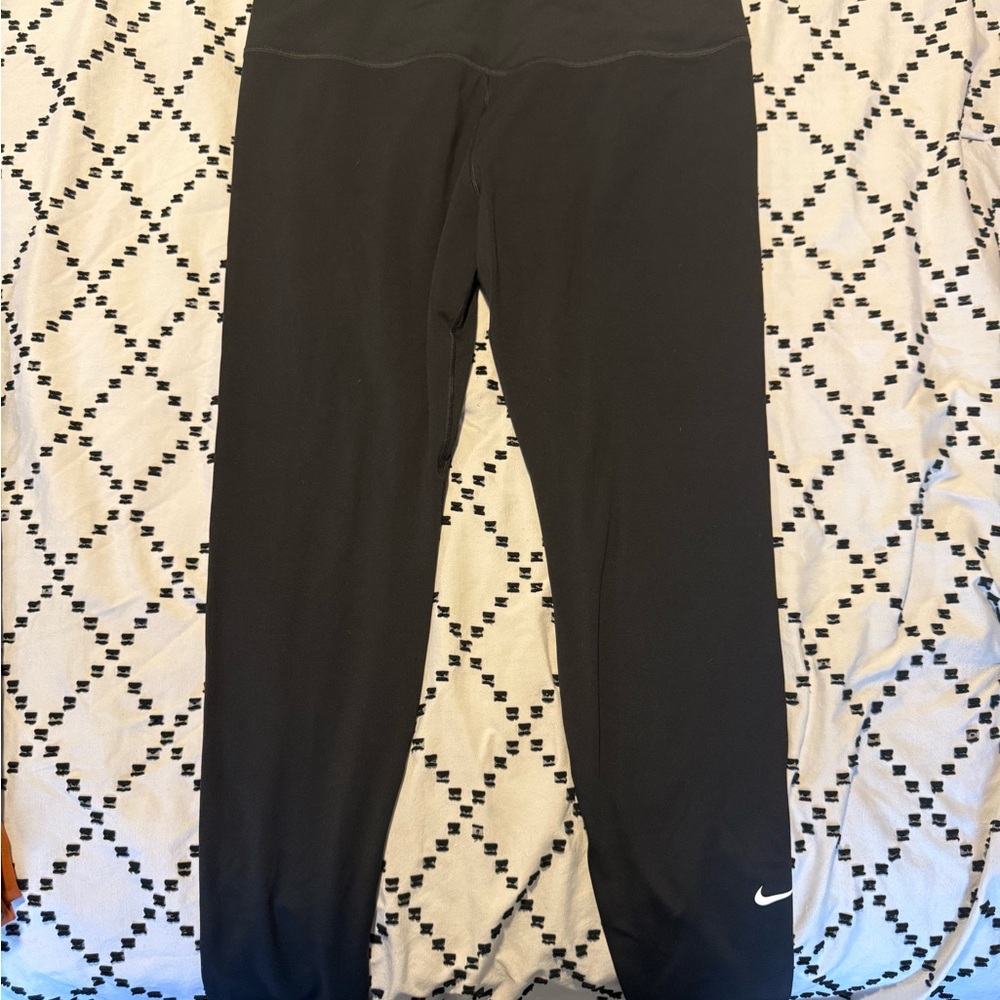 Nike Black Dri-FIT Performance Leggings with Swoosh